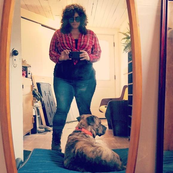 Meet your Posher, Joanna - Picture 1 of 1